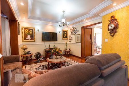 Casa à venda com 450m², 3 quartos e 5 vagasSala de estar