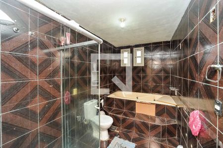 Casa à venda com 300m², 3 quartos e 2 vagas Casa à venda com 300m², 3 quartos e 2 vagasBanheiro da Suíte