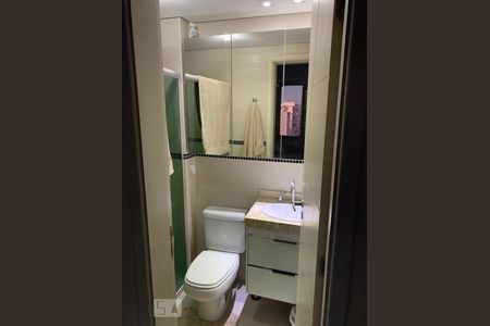 Apartamento à venda com 64m², 3 quartos e 1 vaga Apartamento à venda com 64m², 3 quartos e 1 vagaBanheiro