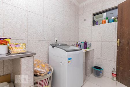 Casa à venda com 235m², 4 quartos e 2 vagas Casa à venda com 235m², 4 quartos e 2 vagasÁrea de serviço
