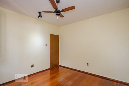 Casa à venda com 380m², 4 quartos e 4 vagasQuarto 3