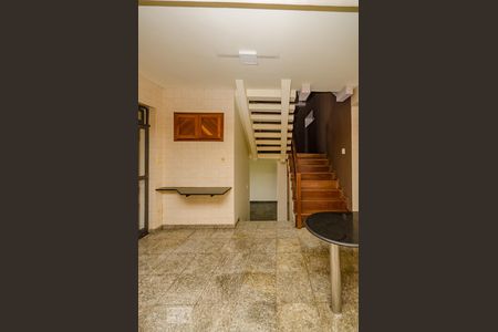 Casa à venda com 380m², 4 quartos e 4 vagasCozinha