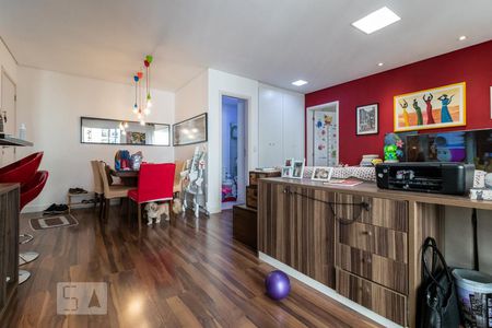 Sala de apartamento para alugar com 1 quarto, 68m² em Jardim Tupanci, Barueri