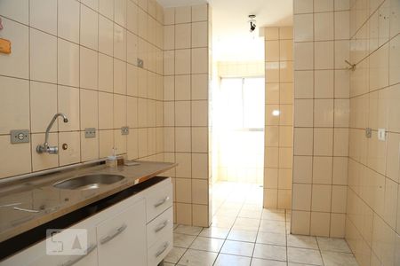 Cozinha de apartamento à venda com 2 quartos, 71m² em Parque Taboão, Taboão da Serra