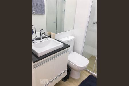 Banheiro de kitnet/studio para alugar com 1 quarto, 30m² em Campo Belo, São Paulo