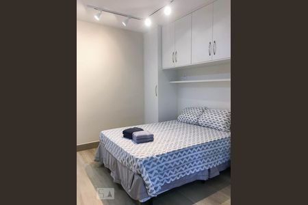 Quarto de kitnet/studio para alugar com 1 quarto, 30m² em Campo Belo, São Paulo