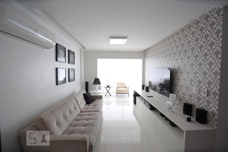 Apartamento para alugar com 2 quartos, 95m² em Recreio dos Bandeirantes, Rio de Janeiro