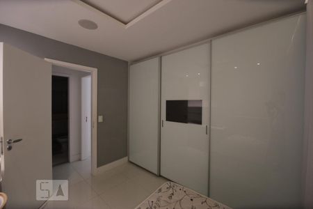 Apartamento para alugar com 2 quartos, 95m² em Recreio dos Bandeirantes, Rio de Janeiro