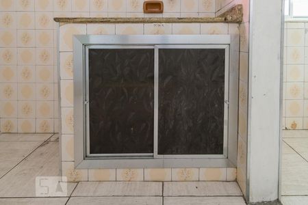 Apartamento à venda com 80m², 2 quartos e sem vaga Apartamento à venda com 80m², 2 quartos e sem vagaCozinha - Armários