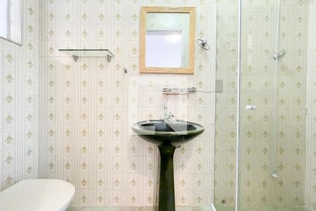 Casa à venda com 150m², 3 quartos e 1 vaga Casa à venda com 150m², 3 quartos e 1 vagaSuíte - banheiro