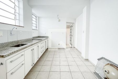 Casa à venda com 150m², 3 quartos e 1 vaga Casa à venda com 150m², 3 quartos e 1 vagaCozinha