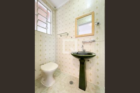 Casa à venda com 150m², 3 quartos e 1 vaga Casa à venda com 150m², 3 quartos e 1 vagaSuíte - banheiro