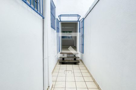 Casa à venda com 150m², 3 quartos e 1 vaga Casa à venda com 150m², 3 quartos e 1 vagaCorredor externo