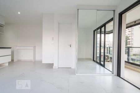 Quarto de kitnet/studio para alugar com 1 quarto, 38m² em Campo Belo, São Paulo