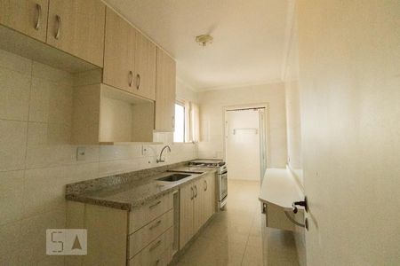 Apartamento à venda com 59m², 2 quartos e 1 vaga Apartamento à venda com 59m², 2 quartos e 1 vagaCozinha - Armários