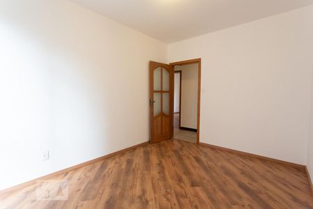 Apartamento à venda com 127m², 3 quartos e 1 vaga Apartamento à venda com 127m², 3 quartos e 1 vagaQuarto 2