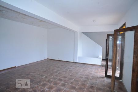 Casa à venda com 220m², 4 quartos e 2 vagasSala 2
