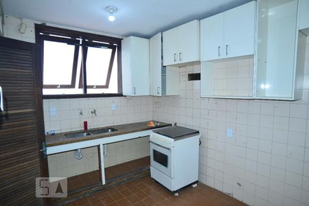 Casa à venda com 220m², 4 quartos e 2 vagasCozinha