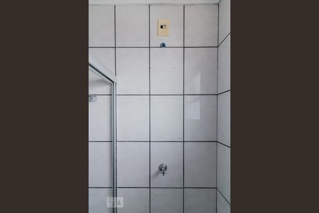 Banheiro de apartamento à venda com 2 quartos, 68m² em Vila Curuçá, Santo André