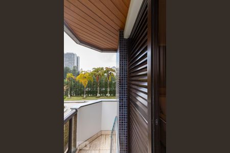 Apartamento à venda com 176m², 3 quartos e sem vagaVaranda da suíte 1