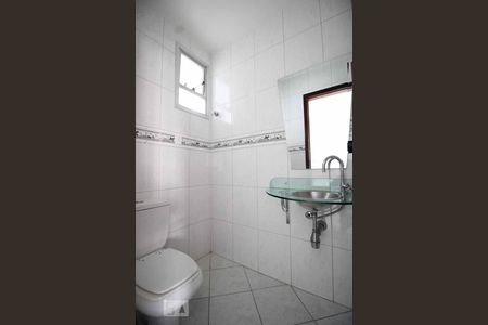 Lavabo de apartamento para alugar com 1 quarto, 50m² em Buritis, Belo Horizonte