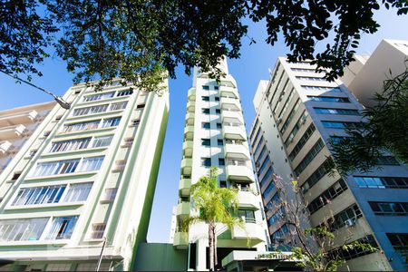 Apartamento à venda com 42m², 1 quarto e 1 vaga Apartamento à venda com 42m², 1 quarto e 1 vagaFachada