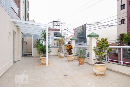 Apartamento à venda com 190m², 3 quartos e 4 vagas Apartamento à venda com 190m², 3 quartos e 4 vagasEntrada