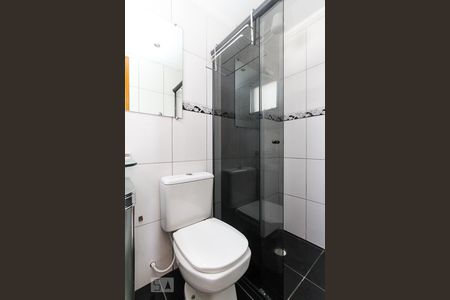 Apartamento à venda com 71m², 2 quartos e 1 vaga Apartamento à venda com 71m², 2 quartos e 1 vagaBanheiro