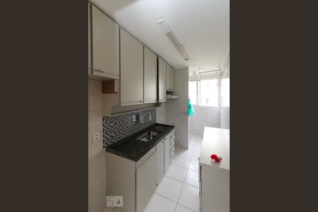 Apartamento à venda com 71m², 2 quartos e 1 vaga Apartamento à venda com 71m², 2 quartos e 1 vagaCozinha