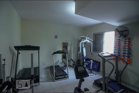 Apartamento à venda com 204m², 4 quartos e 3 vagasÁrea comum - Academia