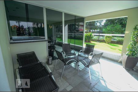 Apartamento à venda com 204m², 4 quartos e 3 vagasÁrea comum