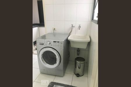 Apartamento à venda com 125m², 3 quartos e 2 vagas Apartamento à venda com 125m², 3 quartos e 2 vagasÁrea de Serviço