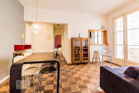 Sala de apartamento para alugar com 1 quarto, 70m² em Centro Histórico, Porto Alegre