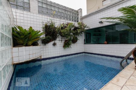 Apartamento à venda com 120m², 2 quartos e 1 vaga Apartamento à venda com 120m², 2 quartos e 1 vagaCobertura