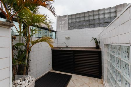 Apartamento à venda com 120m², 2 quartos e 1 vaga Apartamento à venda com 120m², 2 quartos e 1 vagaCobertura