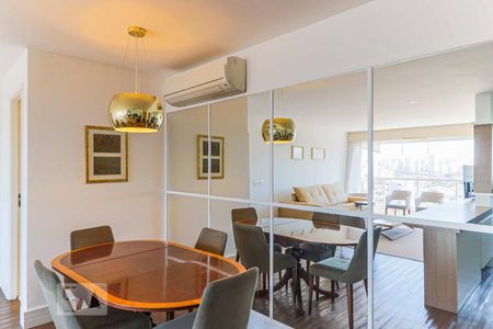 Apartamento para alugar com 67m², 1 quarto e 1 vaga Apartamento para alugar com 67m², 1 quarto e 1 vagaSala de jantar