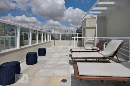 Apartamento à venda com 49m², 1 quarto e 1 vagaPiscina