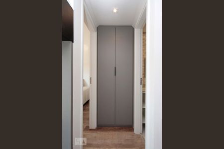 Apartamento à venda com 49m², 1 quarto e 1 vagaArmário