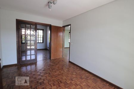 Casa à venda com 420m², 4 quartos e 6 vagasEscritório