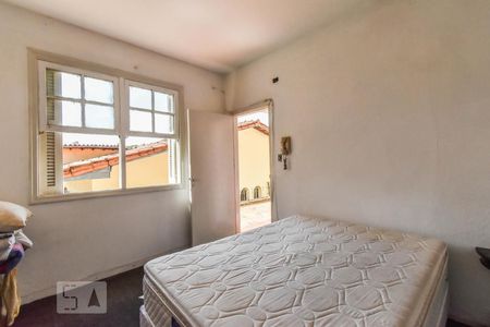 Casa à venda com 450m², 3 quartos e 2 vagas Casa à venda com 450m², 3 quartos e 2 vagasQuarto de Serviço