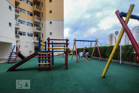 Apartamento à venda com 65m², 3 quartos e 1 vagaPlayground