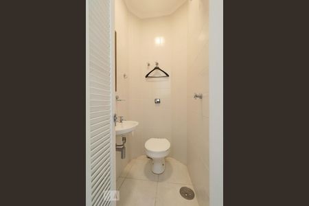 Apartamento à venda com 120m², 3 quartos e sem vagaBanheiro de serviço - Lavabo