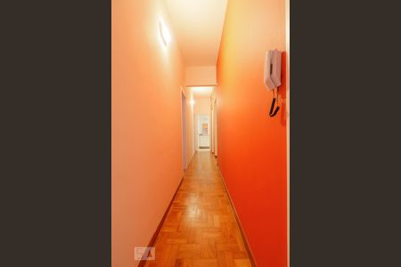 Apartamento à venda com 120m², 3 quartos e sem vagaCorredor