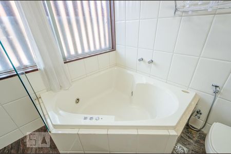 Casa à venda com 542m², 5 quartos e 2 vagasBanheiro Suíte master