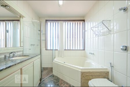 Casa à venda com 542m², 5 quartos e 2 vagasBanheiro Suíte master