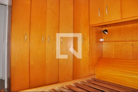 Apartamento à venda com 64m², 3 quartos e 1 vagaQuarto 01