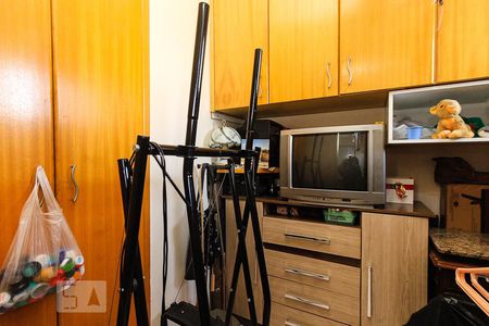 Apartamento à venda com 90m², 3 quartos e 2 vagas Apartamento à venda com 90m², 3 quartos e 2 vagasQuarto de Serviço