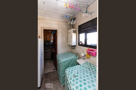 Apartamento à venda com 90m², 3 quartos e 2 vagas Apartamento à venda com 90m², 3 quartos e 2 vagasÁrea de Serviço