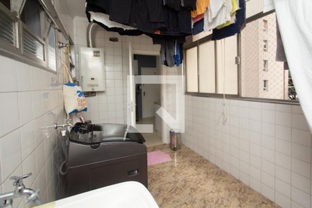 Apartamento à venda com 120m², 2 quartos e 1 vagaÁrea de Serviço