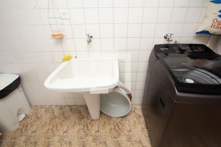 Apartamento à venda com 120m², 2 quartos e 1 vagaÁrea de Serviço